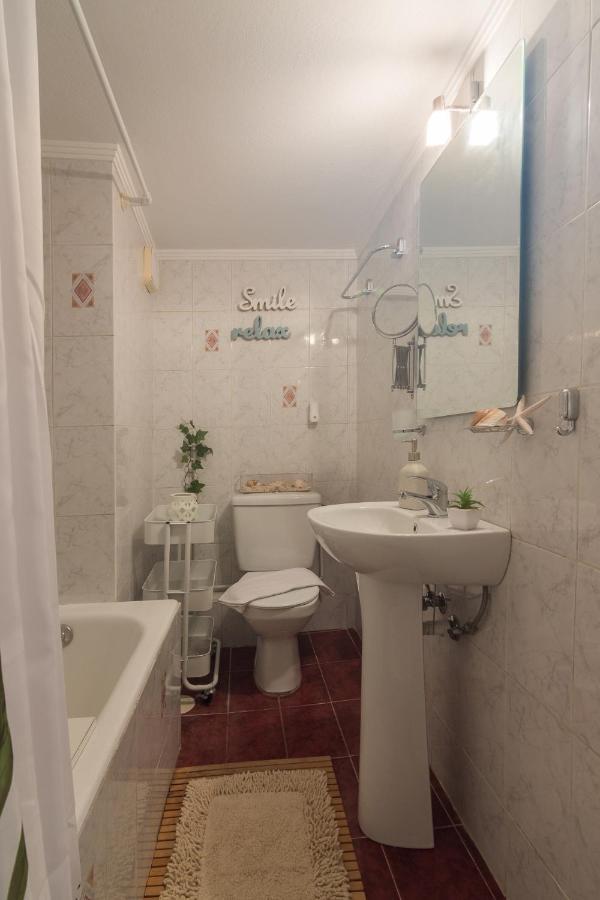 Classic And Modern Apartment In Athens Ngoại thất bức ảnh