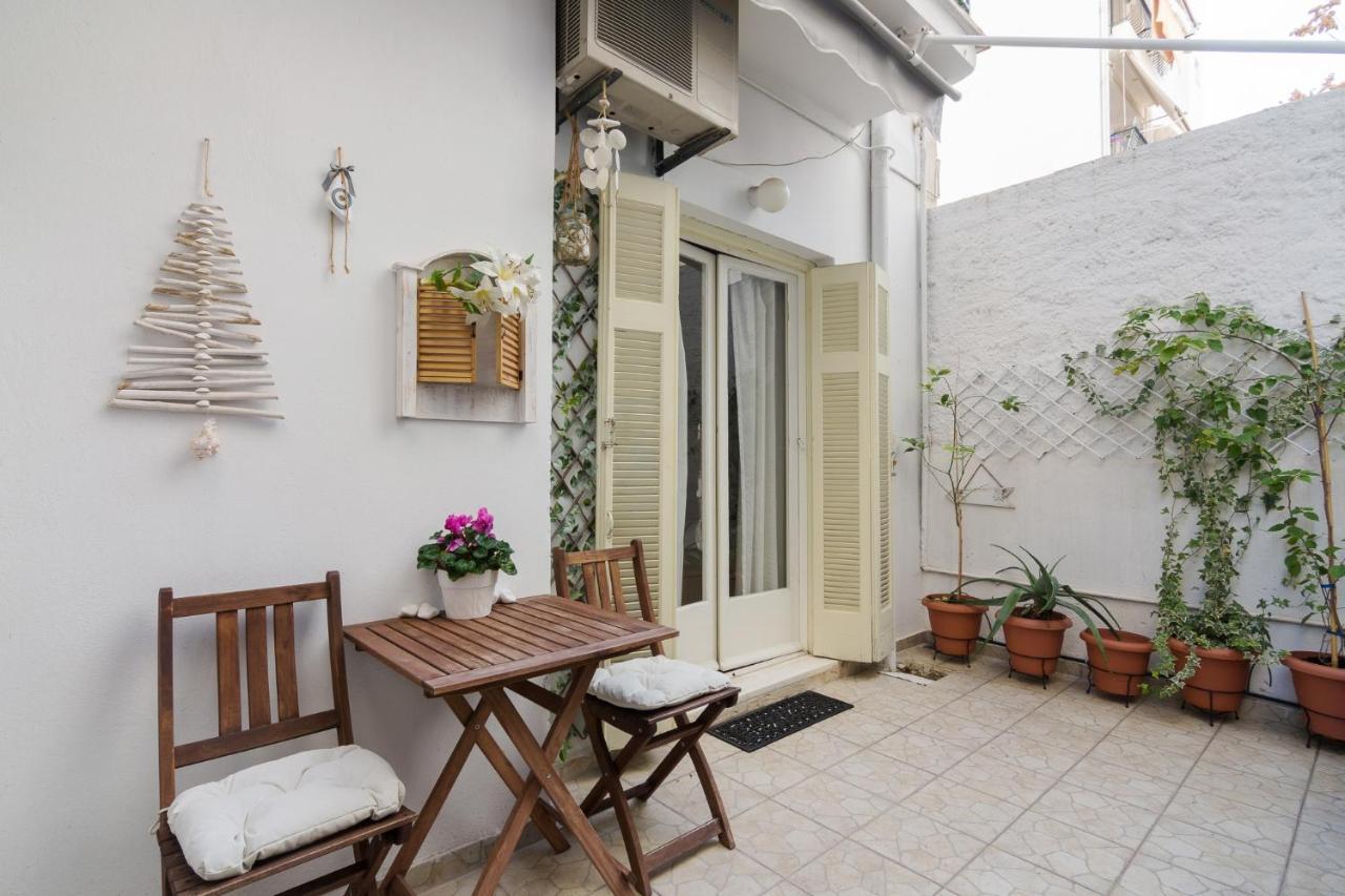 Classic And Modern Apartment In Athens Ngoại thất bức ảnh