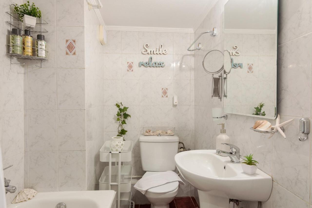 Classic And Modern Apartment In Athens Ngoại thất bức ảnh